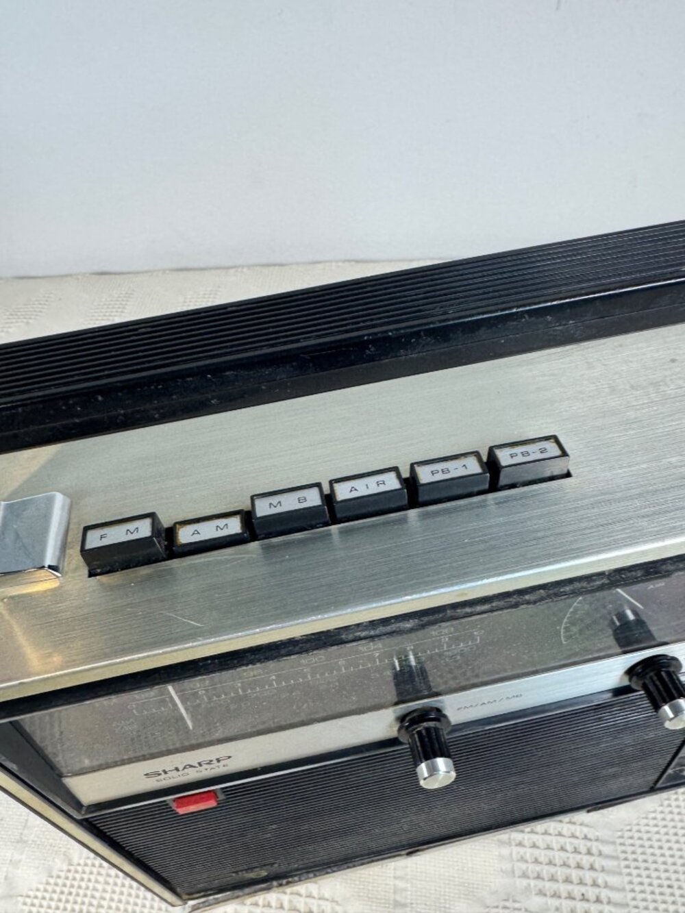 Sharp FV-18U Vintage Solid State Radio 1970s FM/AM/MB/AIR Bands Black Vintage - Picture 4 of 12